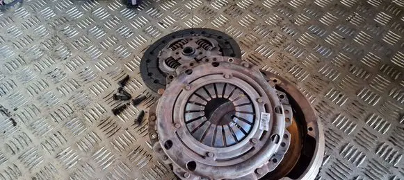 Opel Astra H Clutch set kit 90400169 9223223