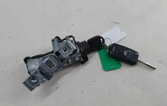 Seat Toledo III (5P) Ignition lock 1K0905851BVALEO