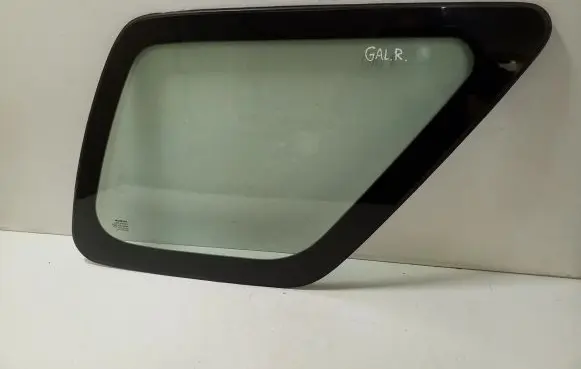 Honda CR-V Rear side window