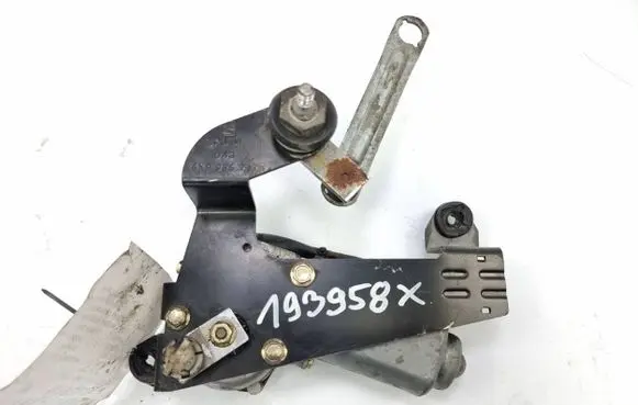 Volkswagen Caddy Wiper motor