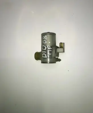 Mitsubishi Pajero Windscreen/windshield washer pump