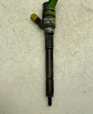 Fuel injector