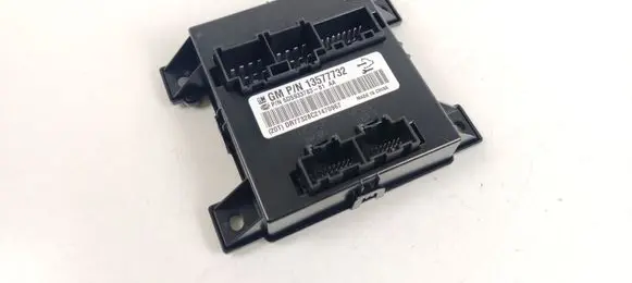 Opel Insignia A Seat control module 13577732