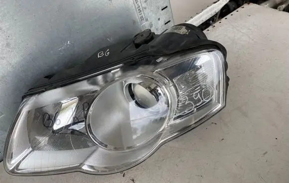 Volkswagen PASSAT B6 Headlight/headlamp 3C0941005N 89312190