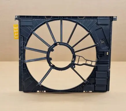 BMW 2 G42 Radiator cooling fan shroud 