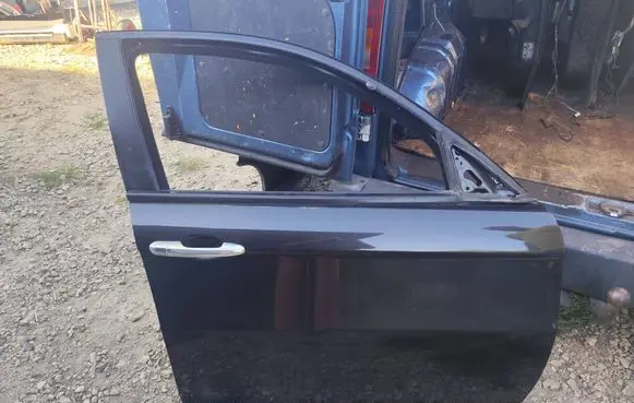 Alfa Romeo 147 Front door 876B