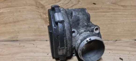 Volvo S60 Throttle valve 28275019