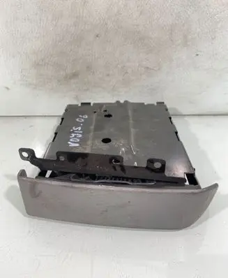Chrysler Voyager Cup holder 0rr44trma