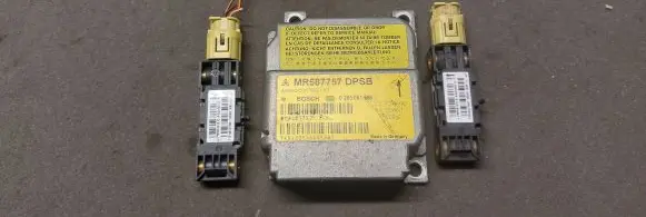 Mitsubishi Colt Airbag control unit/module MR587757 PMR587418 PMR587419