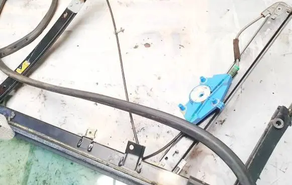 Audi A4 S4 B7 8E 8H Sliding door window regulator with motor