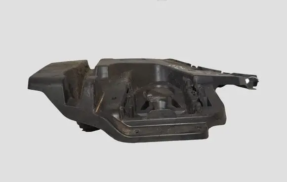 Volvo V40 Rear bumper mounting bracket 31395103