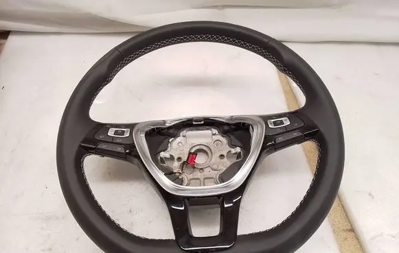 Volkswagen Golf VII Steering wheel 5G0419091 6624880320