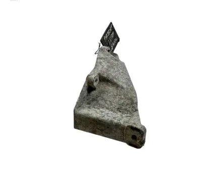 Volkswagen PASSAT B6 Engine mounting bracket 8D0199307P