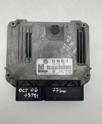 Skoda Octavia Mk2 (1Z) Engine control unit/module 03G906021LB 1039S17180 0281013238