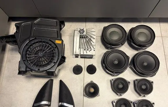 Mercedes-Benz GLE (W166 - C292) Sound amplifier A1668203002