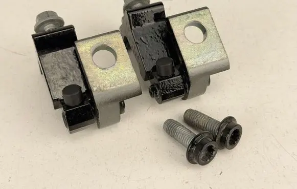 Audi A1 Front door hinge set 8W0831404