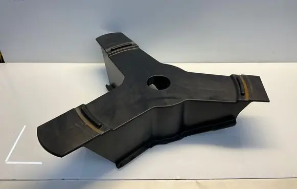 Mercedes-Benz GLK (X204) Spare wheel mounting bracket 2048981514 A2048981514