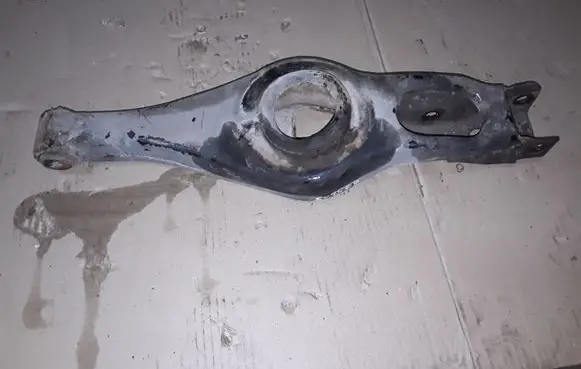 Mitsubishi Pajero Rear upper control arm/wishbone NOCODE