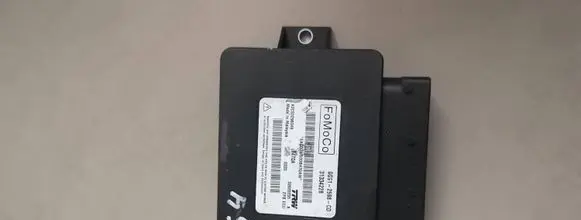 Volvo S60 Hand brake control module 6g912598cd