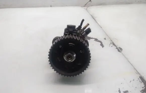 Fiat Bravo Fuel injection high pressure pump 0445010150