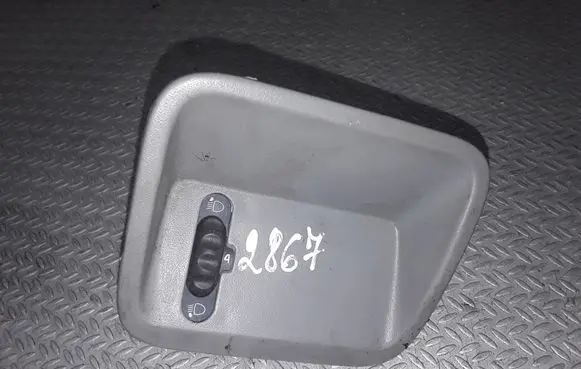 Opel Vivaro Headlight level height control switch 8200184608