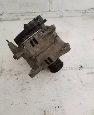 Volkswagen Jetta VI Generator/alternator 06F903023F 0124525091