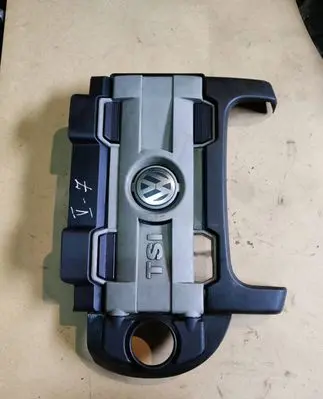 Volkswagen Golf V Engine cover (trim) 03C103925N