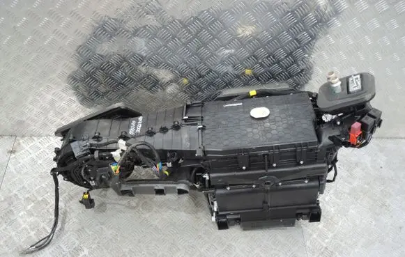 Alfa Romeo Stelvio Interior heater climate box assembly 505627180