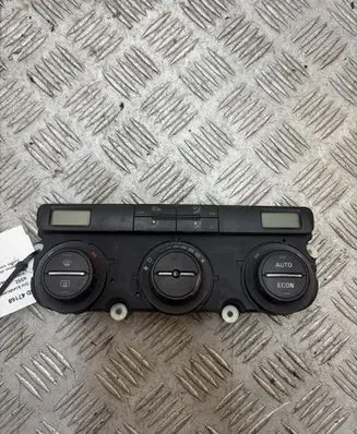 Volkswagen PASSAT B6 Climate control unit 74241061
