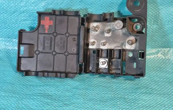 Audi A4 S4 B8 8K Positive wiring loom 8K0937517A KB8K051A