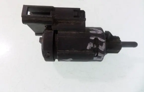 Skoda Octavia Mk2 (1Z) Brake pedal sensor switch 3B0945511A 19322007