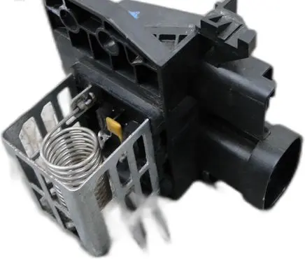 Peugeot 208 II Heater blower motor/fan resistor 