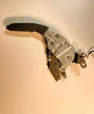 Mercedes-Benz B W245 Hand brake release handle 