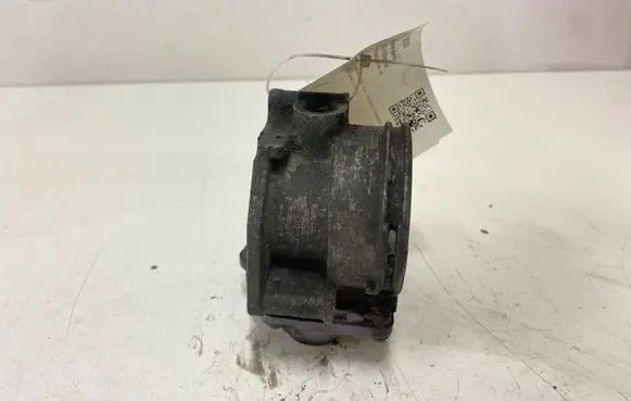 Volkswagen Caddy Throttle valve 03G128063A