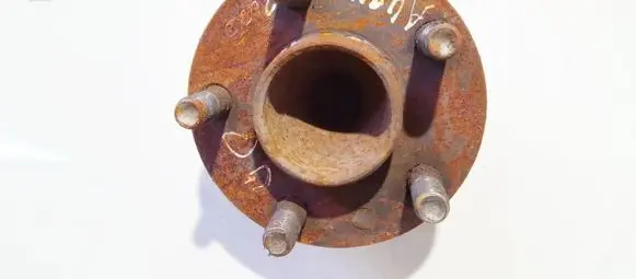 Ford Galaxy Rear wheel hub