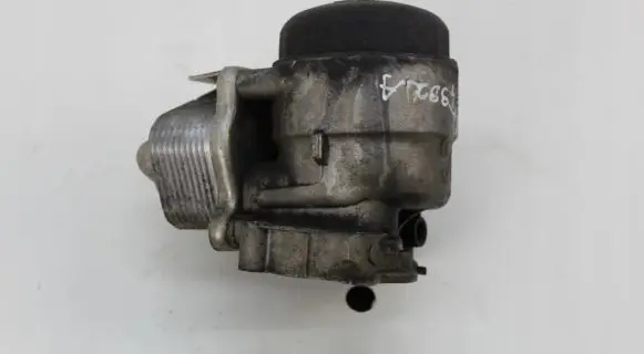 BMW M5 Oil filter cover B8316000