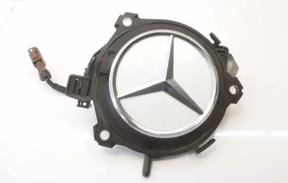 Mercedes-Benz EQC Tailgate handle with camera A0997504600