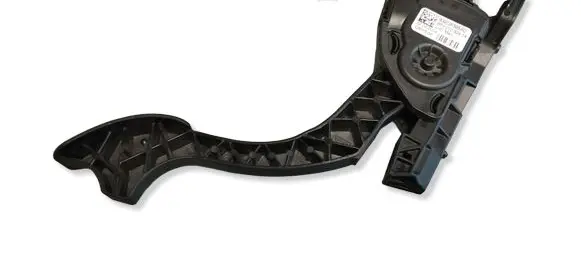 Ford Mondeo MK IV Accelerator throttle pedal 6G929F836RD C95YE02