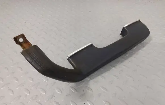 Mercedes-Benz 200 300 W123 Front door interior handle trim A1239701801 1239701801