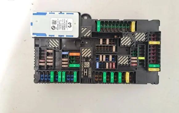 BMW X3 G01 Fuse module 5A04501 8795479