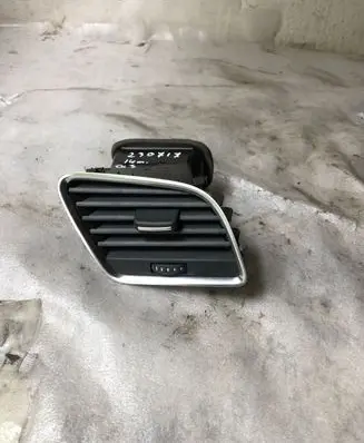 Audi Q3 8U Dashboard side air vent grill/cover trim 8u1820902b