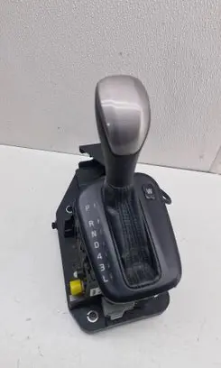 Volvo S80 Gear shifter/selector P08699408