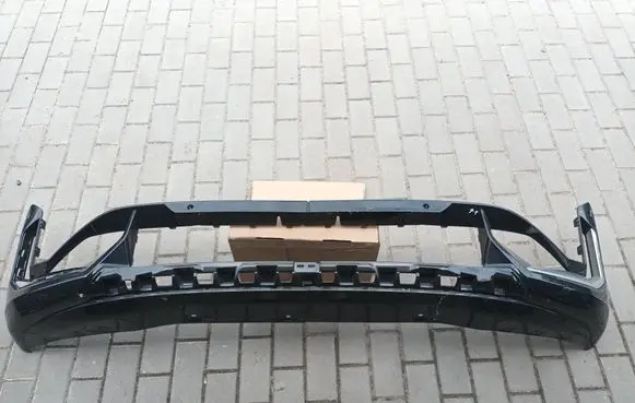 BMW X1 U11 Front bumper lip 5A0DB80