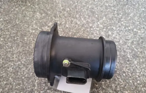 Audi A6 S6 C6 4F Mass air flow meter 059906461K