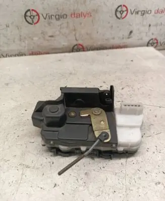 Peugeot 607 Rear door lock