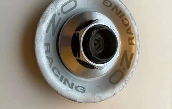 Honda Prelude Original wheel cap M601