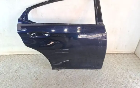 Lexus ES VII XZ10 Rear door 6700333300 6700333301