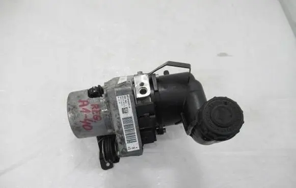 Peugeot 508 Power steering pump A5101675B