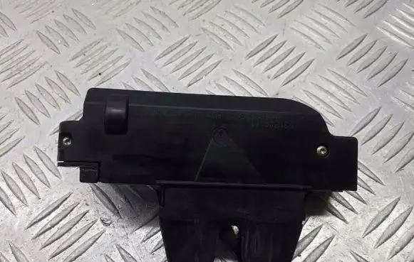 Citroen Xsara Picasso Tailgate exterior lock 9646091580