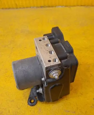 Mercedes-Benz V Class W447 ABS Pump A44790086 269797 0516173822